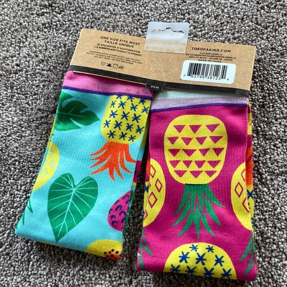 Socks - Picture 3 of 7